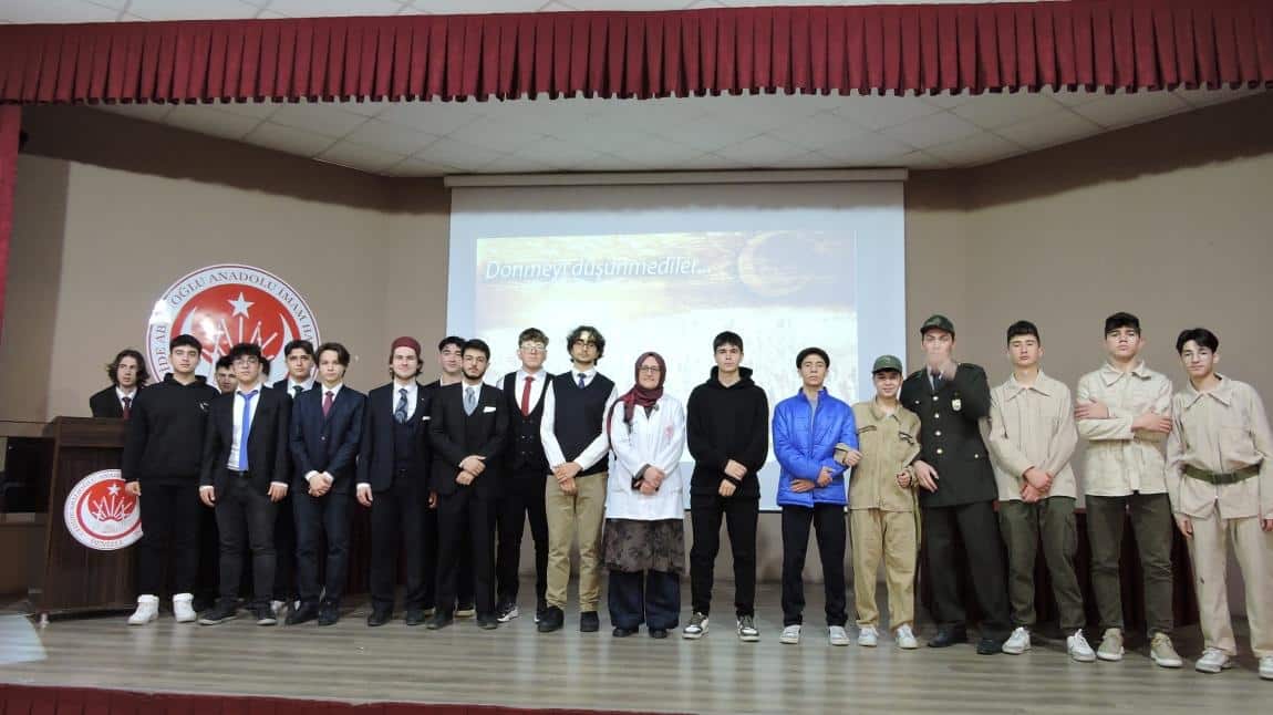 12 Mart İstiklal Marşının Kabulü ve Mehmet Akif Ersoy'u Anma Günü, 18 Mart Çanakkale Zaferi ve Şehitleri Anma Günü programları okulumuz konferans salonunda yapıldı...