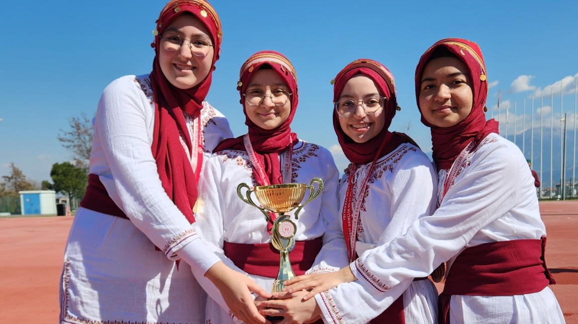 Okulumuz Geleneksel Türk Okçuluk takımı Albayrak Spor Kompleksi'nde düzenlenen Denizli İl Birinciliği yarışmalarında il birincisi olmuştur.